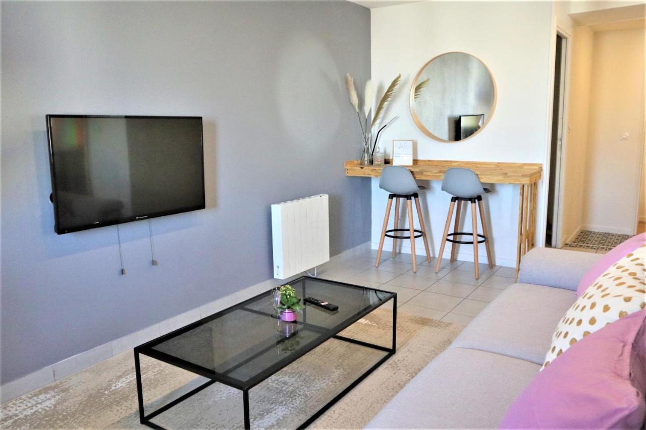 5 Mn Zenith Grande Halle Auvergne,Pied De Gergovie,Garage,Netflix Romagnat Exterior foto